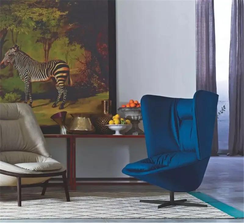 Arflex Ladle - Schienale alto e basamento girevole a razze