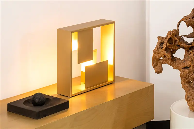 Artemide Fato lampada da tavolo - oro