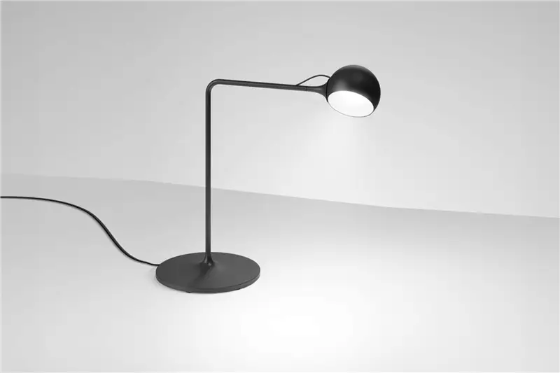 Artemide Ixa lampada da tavolo