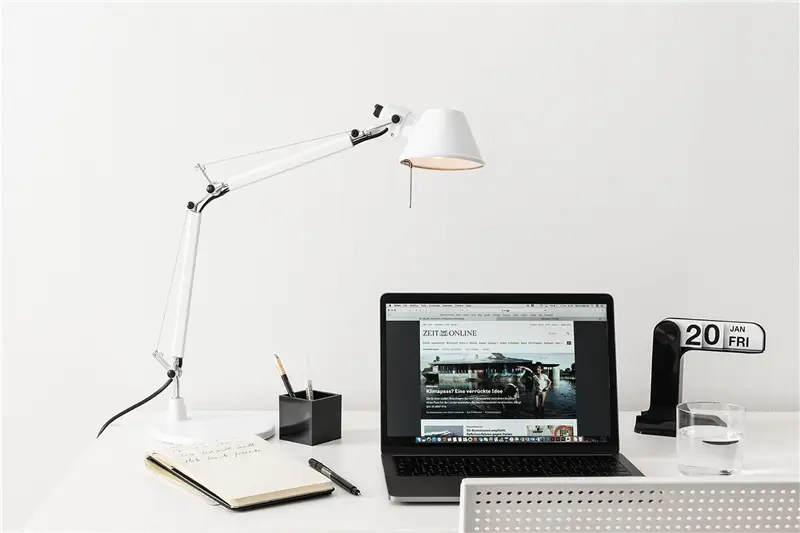 Artemide Tolomeo micro lampada da tavolo