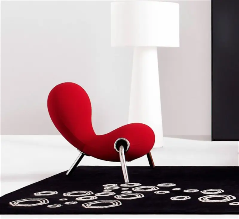Cappellini Embryo Chair - Poltroncina a tre gambe