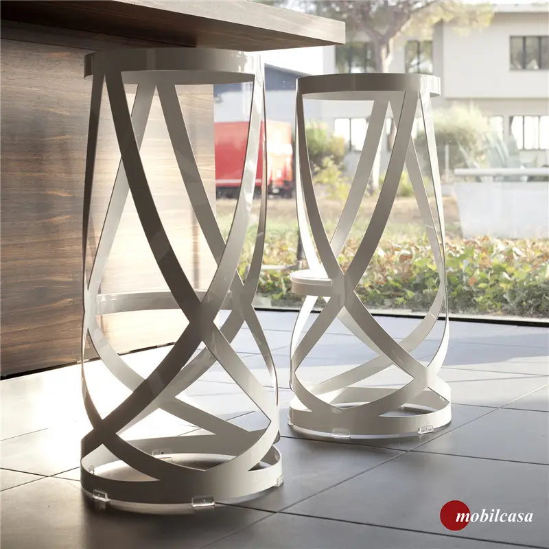 Cappellini Ribbon coppia di sgabelli alti - laccato lucido bianco