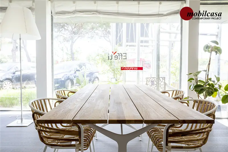 Casamania set da 4 sedie Raphia Rattan con telaio in metallo verniciato bianco, seduta e schienale in giunco naturale e legacci in nylon