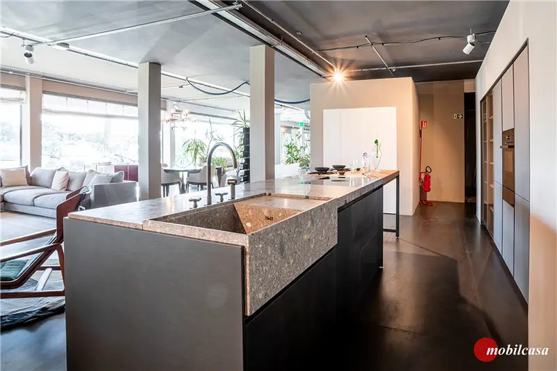 Dada VVD cucina con isola in acciaio ferrovia/Laccato opaco metallizzato Peltro