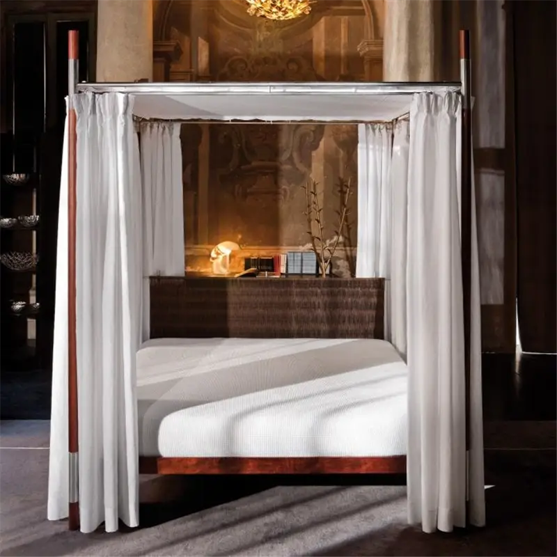 Driade Edward II Letto matrimoniale con baldacchino