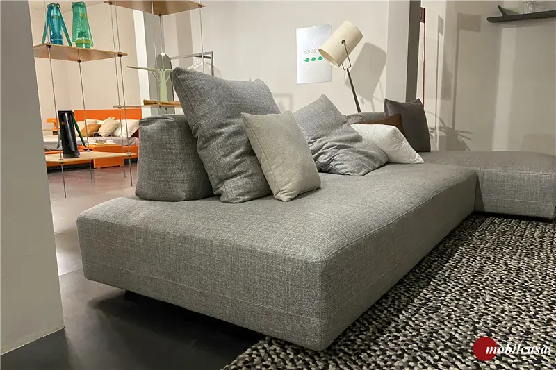 Ditre Sanders divano a composizione - L.325 cm, P.122/168 cm, h. 80 cm