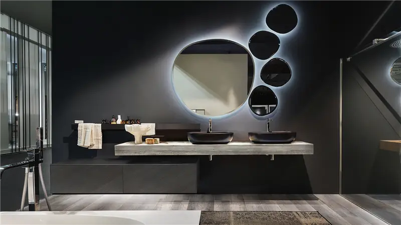 Edoné Enea composizione bagno