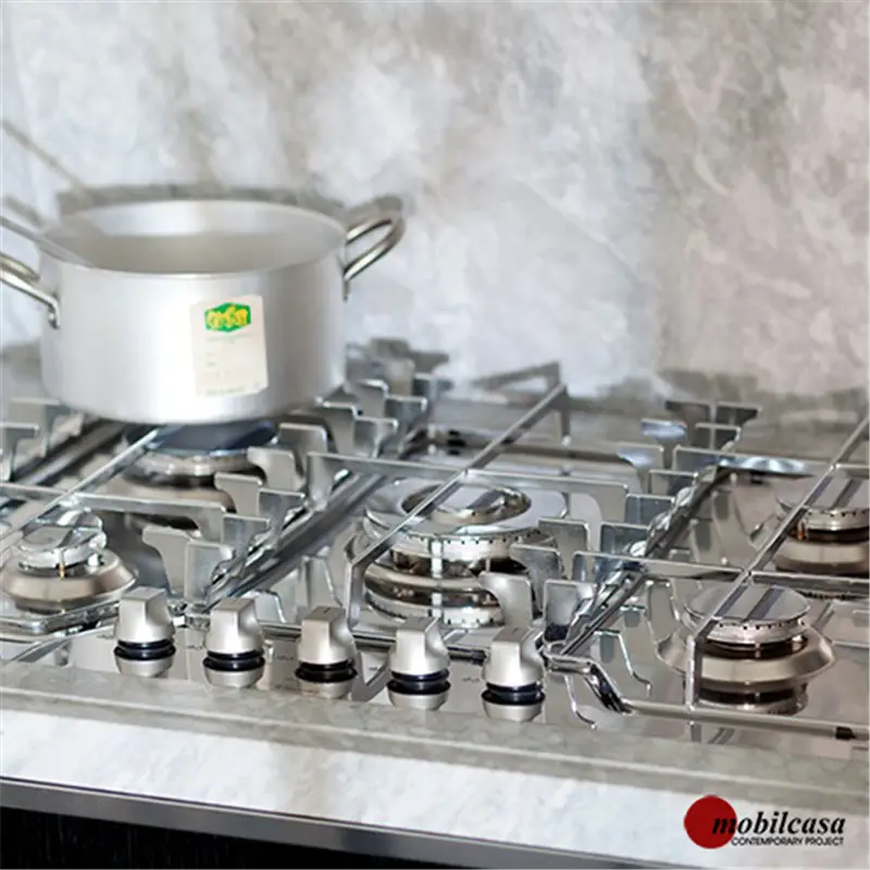 Effetì Luce composizione cucina