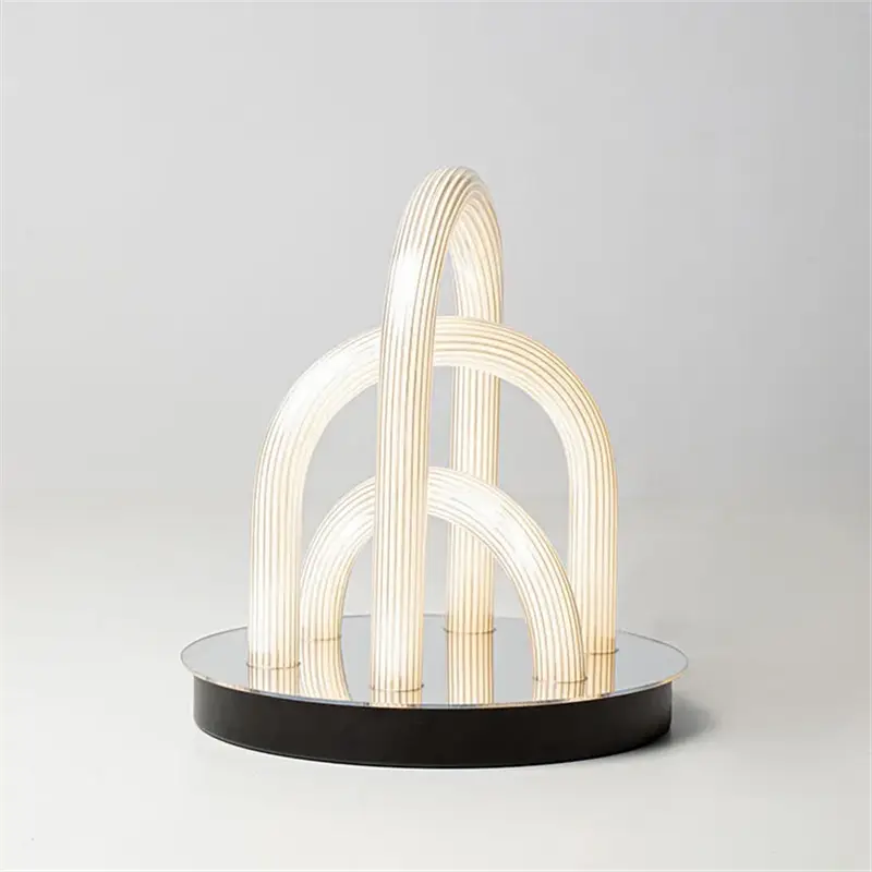 Fontanaarte Oort lampada da tavolo a LED