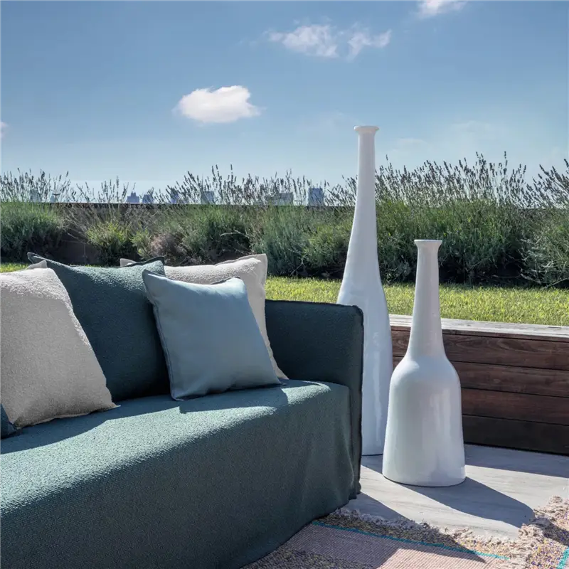 Gervasoni INOUT bottiglia in cemento