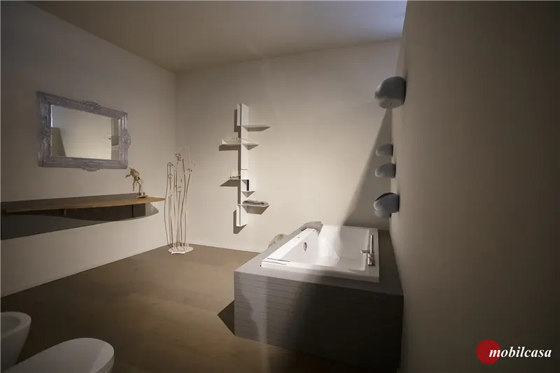 Glass 1989 Vasca modello NUBEA cm. 190X90 con telaio, colonna normale cromo, destra