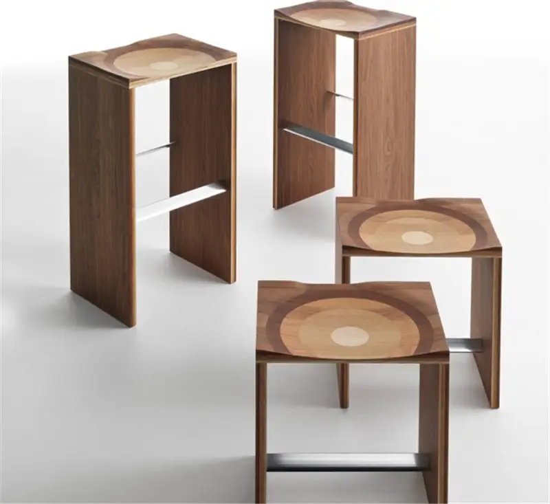 Horm Ripples Sgabello