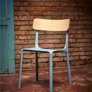 Infiniti Ruelle Sedia