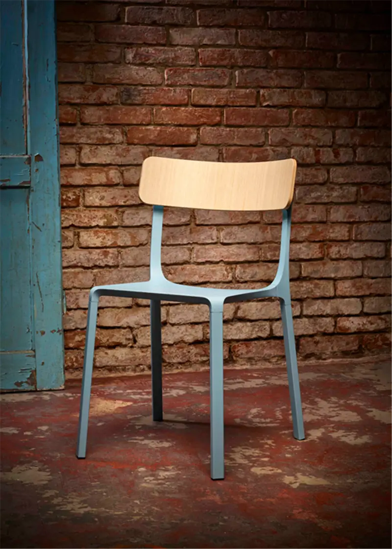 Infiniti Ruelle Sedia