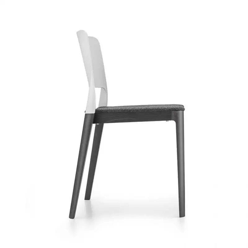 Infiniti Settesusette sedia