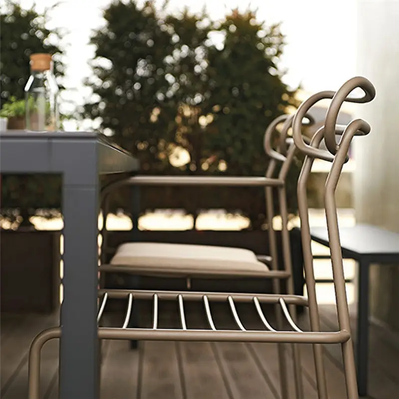 Infiniti Picapau Low Sgabello