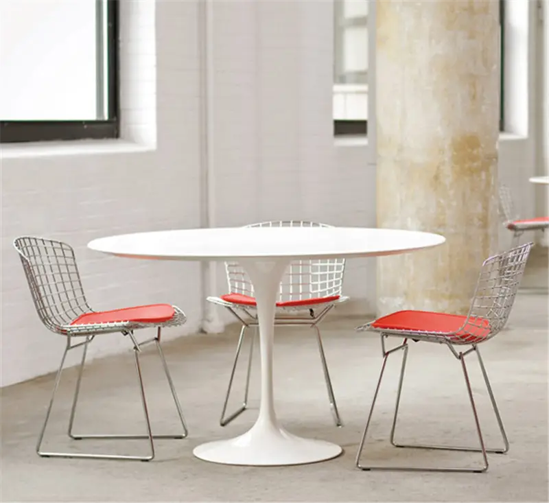 Knoll  Saarinen Tavolo Tondo Ø 120 - Top Laminato Bianco/Rilsan Bianco