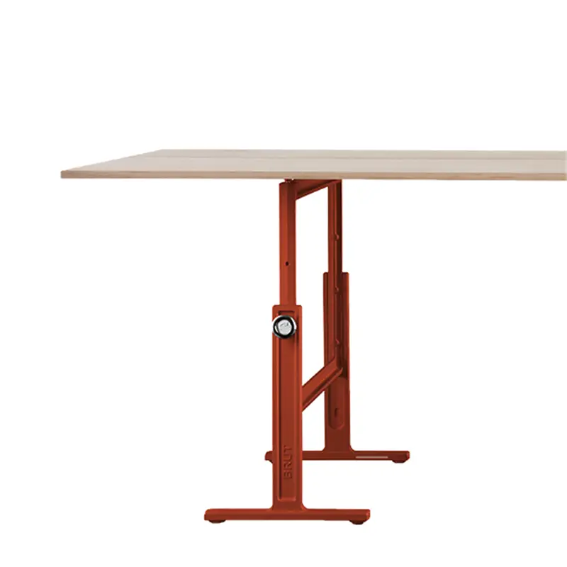 Magis Brut tavolo regolabile in altezza