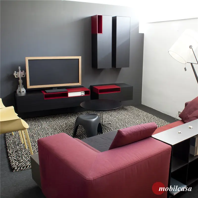 MDF Italia Inmotion composizione soggiorno in frassino laccato nero e rosso