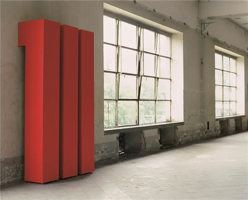 Minotti Italia Formosa in piedi