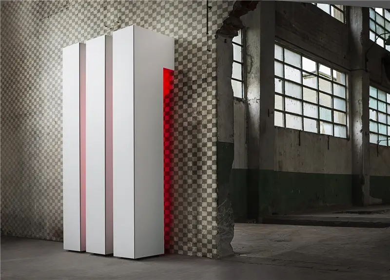 Minotti Italia Formosa in piedi