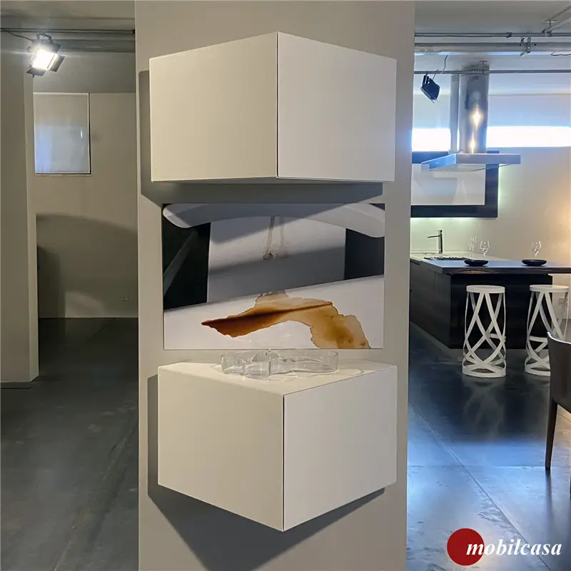 Minotti Italia Ang 39 – mobile contenitore laccato bianco goffrato