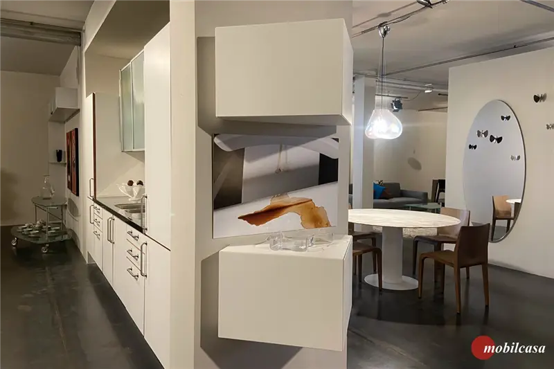 Minotti Italia Ang 39 – mobile contenitore laccato bianco goffrato