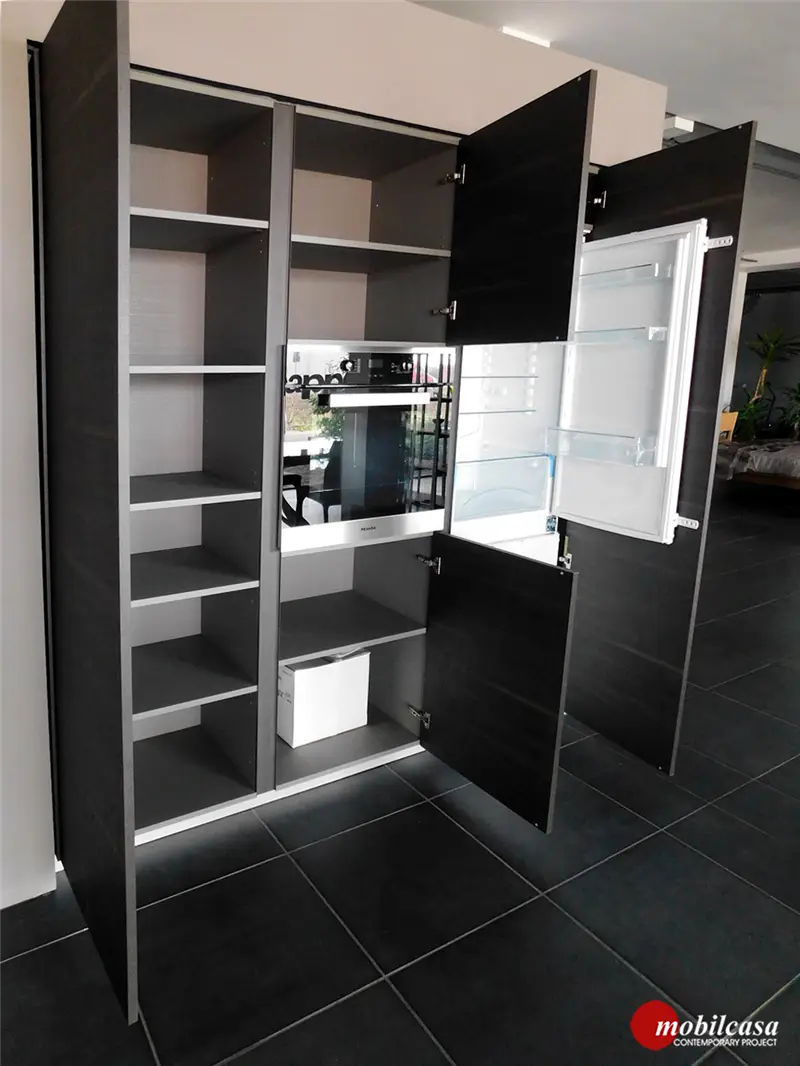 Modulnova MH6 composizione cucina a parete con base in vetro e pensili con anta a ribalta