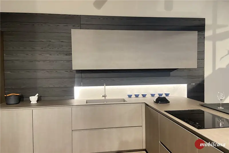 Modulnova Skill composizione cucina angolare con tavolo snack