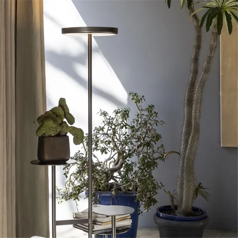 Mogg Ikebana lamp lampada da terra