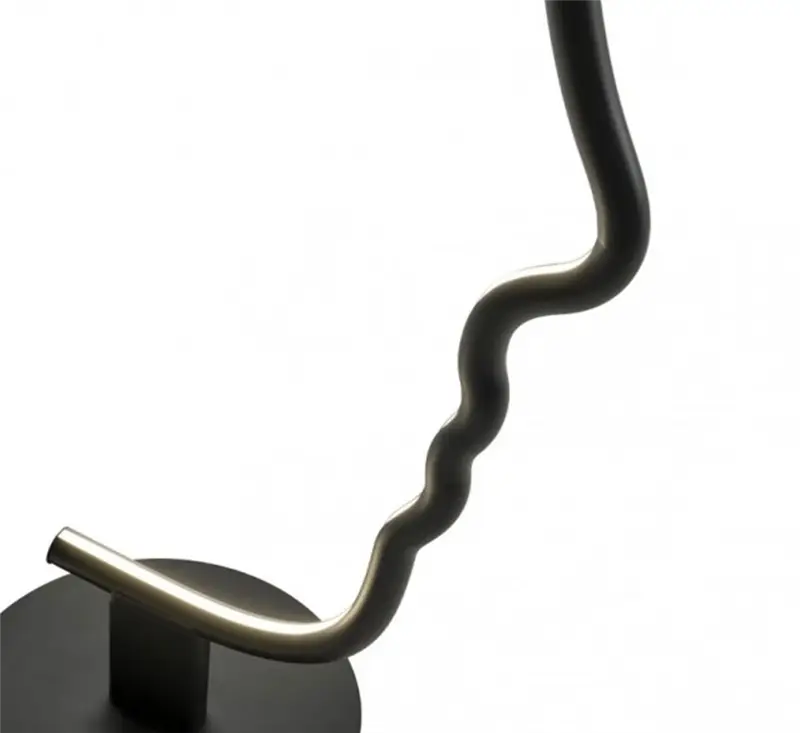 Mogg Vis a Vis Lampada da Terra