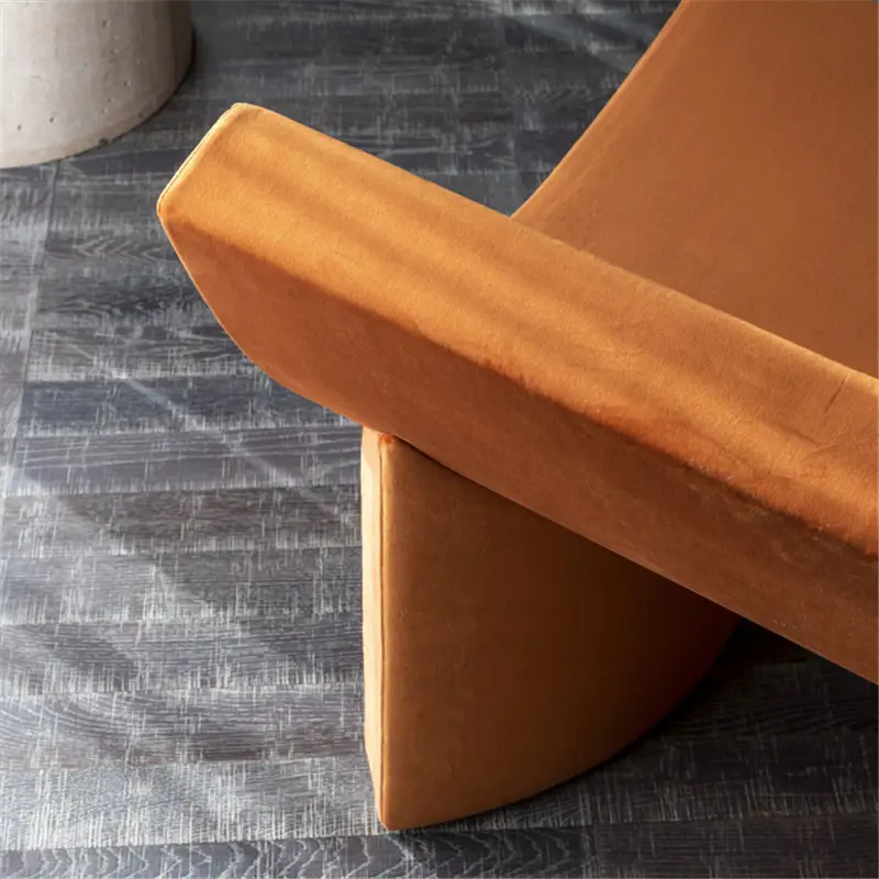 Mogg Talk Poltroncina