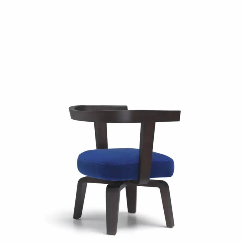 Molteni & C Porta volta sedia low chair - struttura in massello frassino tinto, seduta in velluto