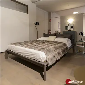 Molteni & C Wish letto matrimoniale - Struttura rovere grafite con testiera in pelle cat. S, comprensivo di rete 160