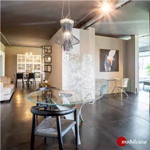 Molteni & C Arc tavolo - ø 140 cm, base grigia con piano in vetro trasparente extrachiaro