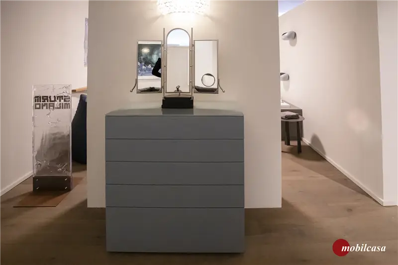 Molteni & C Cassettiera 909 - 5 cassetti laccata opaco carta zucchero con top vetro