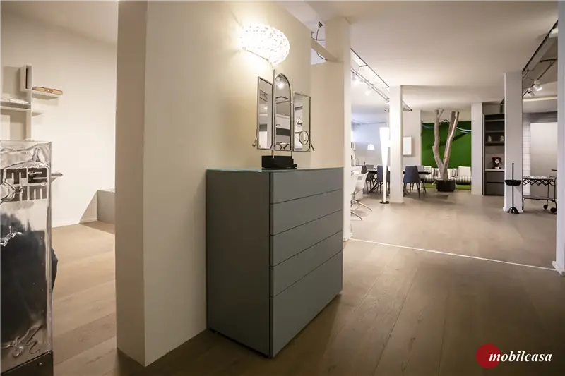 Molteni & C Cassettiera 909 - 5 cassetti laccata opaco carta zucchero con top vetro