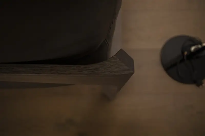 Molteni & C Wish letto matrimoniale - Struttura rovere grafite con testiera in pelle cat. S, comprensivo di rete 160