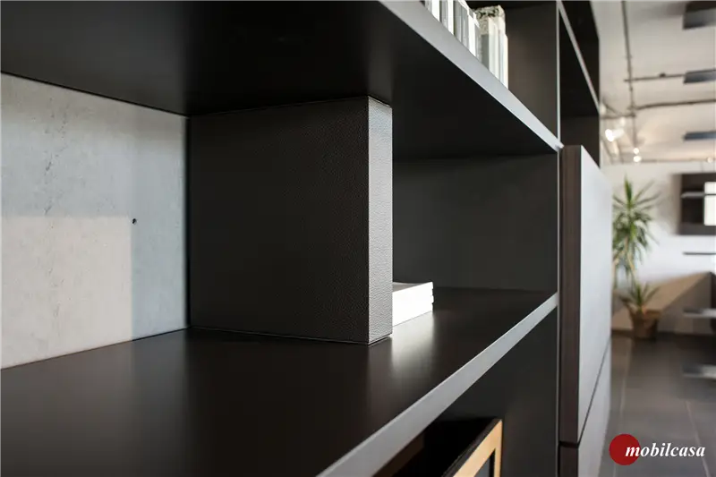 Molteni & C 505 parete attrezzata in eucalipto – L. 271, P. 47, H. 232 cm