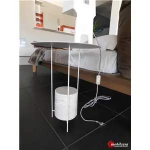 Molteni & C Molteni & C Panna cotta tavolino - laccato bianco opaco con marmo bianco Carrara