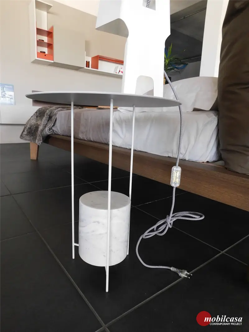 Molteni & C Panna cotta tavolino - laccato bianco opaco con marmo bianco Carrara