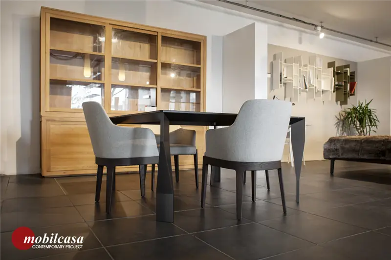 Molteni & C Diamond tavolo cm. 140x140 cm struttura moka con piano in marmo Sahara
