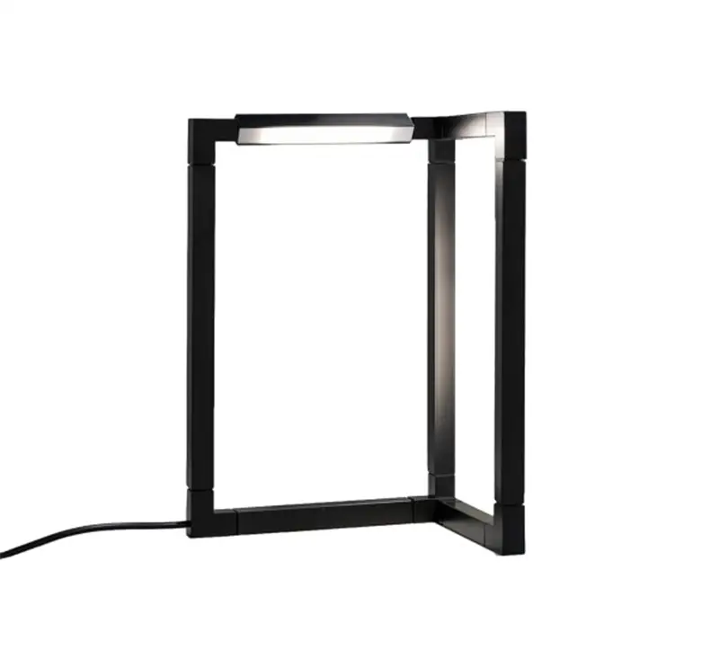 Nemo Spigolo Lampada da Tavolo