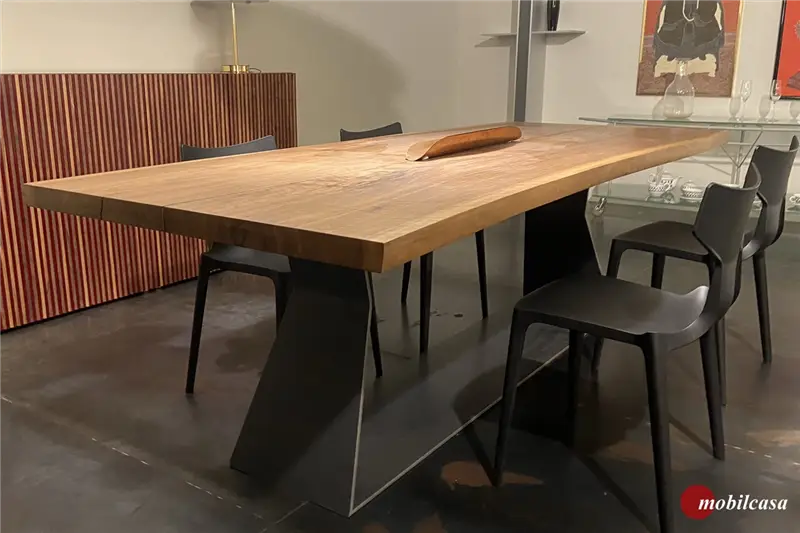 Riva 1920 Bedrock plank C tavolo - L.240, P.90/100, H. 76 cm, base in ferro finitura trasparente opaco / Piano in noce con nodi