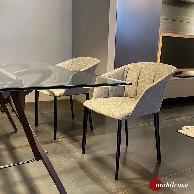 Zanotta Liza coppia di poltroncine, gambe verniciate nere, tessuto Vins cenere