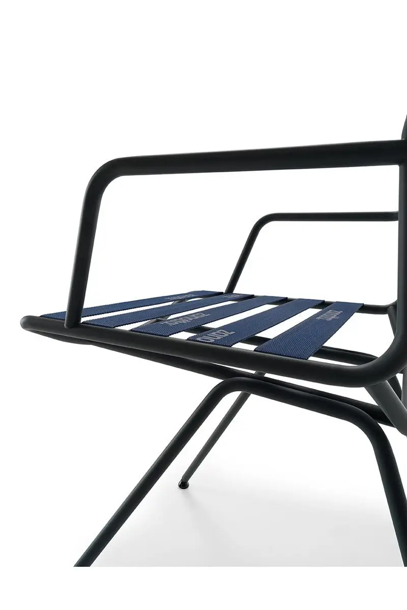 Zanotta Dan Sedia con braccioli