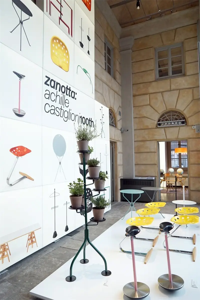 Zanotta Albero Portavasi Smontabile